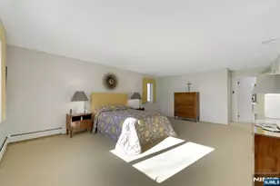 300 Forsythia Ct, Franklin Lakes, NJ 07417 - Photo 31