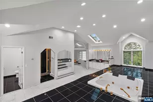 6 Old Orchard Dr, Hawthorne, NJ 07506 - Photo 21