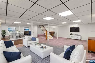 6 Old Orchard Dr, Hawthorne, NJ 07506 - Photo 33