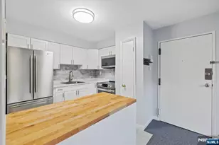 412-432 Broadway 25A, Passaic, NJ 07055 - Photo 3