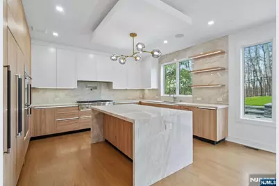 312 Bolz Street, Englewood Cliffs, NJ 07632 - Photo 11