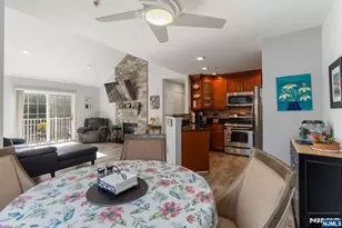 68 Mountainside Dr, Pompton Lakes, NJ 07442 - Photo 7