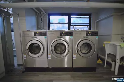 285 Aycrigg Avenue 19H #19H, Passaic, NJ 07055 - Photo 19