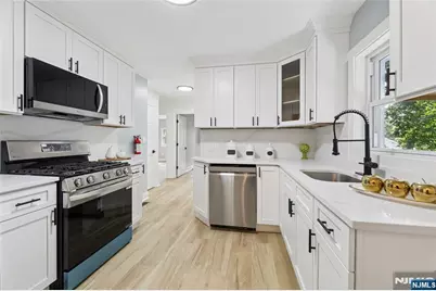 6 Tamarack Trail, Hardyston Township, NJ 07460 - Photo 9