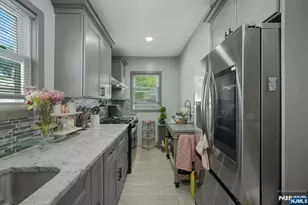 18 Whitman Ave, East Orange, NJ 07017 - Photo 13