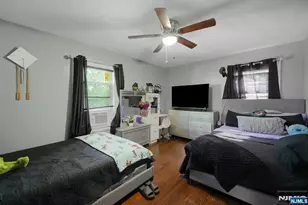 18 Whitman Ave, East Orange, NJ 07017 - Photo 17