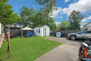 18 Whitman Ave, East Orange, NJ 07017 - Photo 29