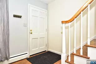 82 Grove St, Waldwick, NJ 07463 - Photo 3