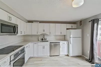 54 Bruen Avenue C0001 #C0001, Irvington, NJ 07111 - Photo 9