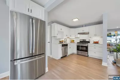 1 Crestwood Lane, Clark Township, NJ 07066 - Photo 13