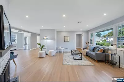 1 Crestwood Lane, Clark Township, NJ 07066 - Photo 7