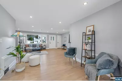 1 Crestwood Lane, Clark Township, NJ 07066 - Photo 9