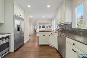 20 Dwight St, Wayne, NJ 07470 - Photo 11