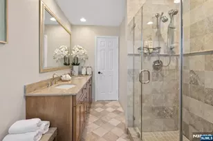 20 Dwight St, Wayne, NJ 07470 - Photo 29