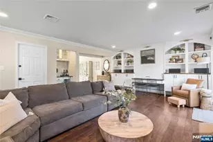 20 Dwight St, Wayne, NJ 07470 - Photo 19