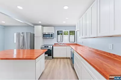 26 Rock Road, West Milford, NJ 07480 - Photo 9