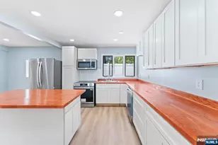 26 Rock Rd, West Milford, NJ 07480 - Photo 9