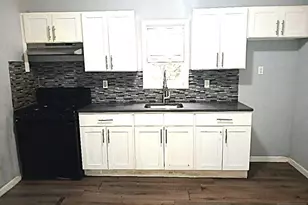 362 Chadwick, Newark, NJ 07112 - Photo 3