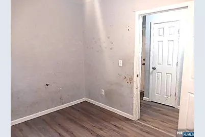 362 Chadwick, Newark, NJ 07112 - Photo 9