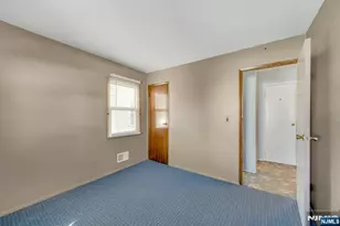 18 Ferncliff Rd, Jersey City, NJ 07305 - Photo 15