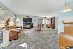 18 Ferncliff Rd, Jersey City, NJ 07305 - Photo 3