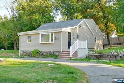 16 2nd Avenue, West Milford, NJ 07480 - Photo 1