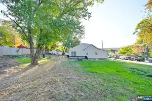 16 2nd Ave, West Milford, NJ 07480 - Photo 23