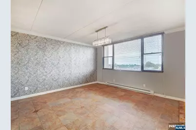 250 Gorge Road 16D #16D, Cliffside Park, NJ 07010 - Photo 15