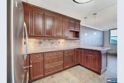 250 Gorge Road 16D #16D, Cliffside Park, NJ 07010 - Photo 13