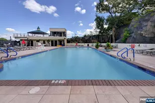 250 Gorge Road 16D, Cliffside Park, NJ 07010 - Photo 39