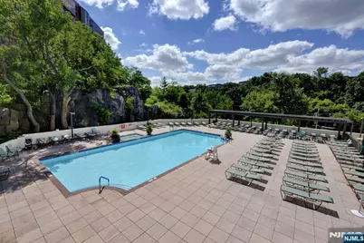 250 Gorge Road 16D #16D, Cliffside Park, NJ 07010 - Photo 41