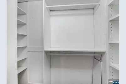 250 Gorge Road 16D #16D, Cliffside Park, NJ 07010 - Photo 31