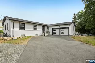 112 Park Pl, Pompton Lakes, NJ 07442 - Photo 3