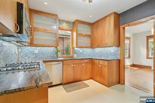 32 Linden Terrace, Leonia, NJ 07605 - Photo 15