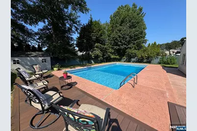 28 Willow Court, Totowa, NJ 07512 - Photo 7