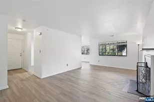 1006 Thoreau Ct Bldg 10, Mahwah, NJ 07430 - Photo 9