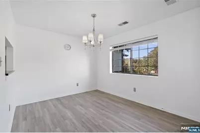 1006 Thoreau Court Bldg 10 #Bldg 10, Mahwah, NJ 07430 - Photo 15