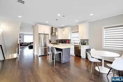 284 Knox Avenue A #A, Cliffside Park, NJ 07010 - Photo 5