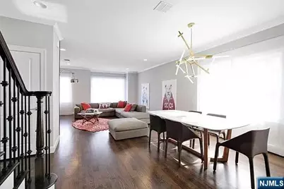 284 Knox Avenue A #A, Cliffside Park, NJ 07010 - Photo 9