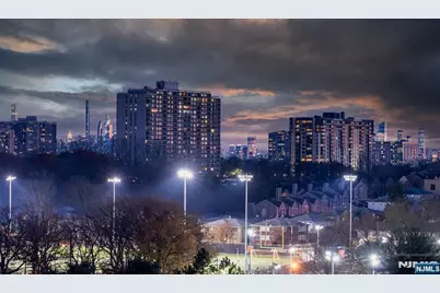 555 North Avenue 6F #6F, Fort Lee, NJ 07024 - Photo 27