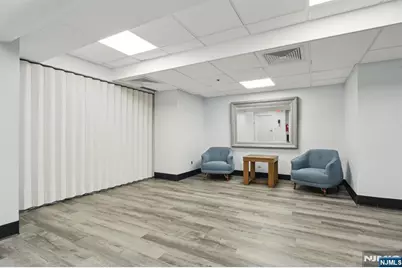 555 North Avenue 6F #6F, Fort Lee, NJ 07024 - Photo 35