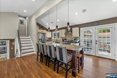 375 Winifred Drive, Totowa, NJ 07512 - Photo 5