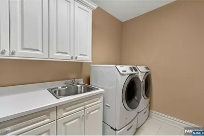 186 E Saddle River Road, Saddle River, NJ 07458 - Photo 27