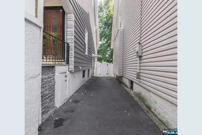 39 Summit Street, Ridgefield Park, NJ 07660 - Photo 29