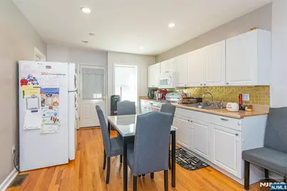 76 Mohawk Avenue, Hawthorne, NJ 07506 - Photo 3