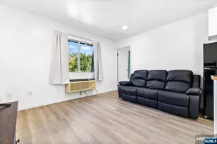 9 Vreeland Ave 3A, Hackensack, NJ 07601 - Photo 5