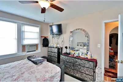 949 Front, Plainfield, NJ 07062 - Photo 11