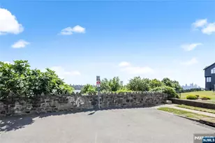 570 Winterburn Grove, Cliffside Park, NJ 07010 - Photo 29