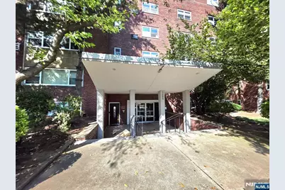 1565 Center Avenue 4E #4E, Fort Lee, NJ 07024 - Photo 17