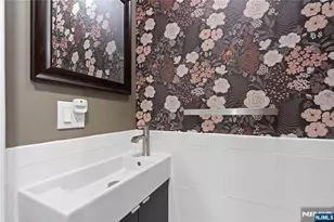 91 Mountainside Terrace, Clifton, NJ 07013 - Photo 13